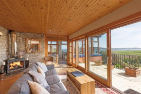 Dolphin Beach Country House - Rental Property